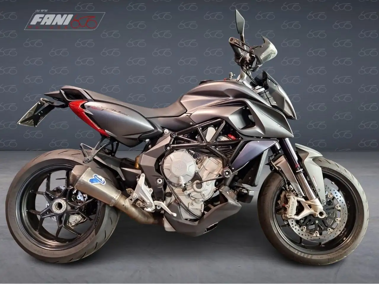 MV Agusta Rivale 800