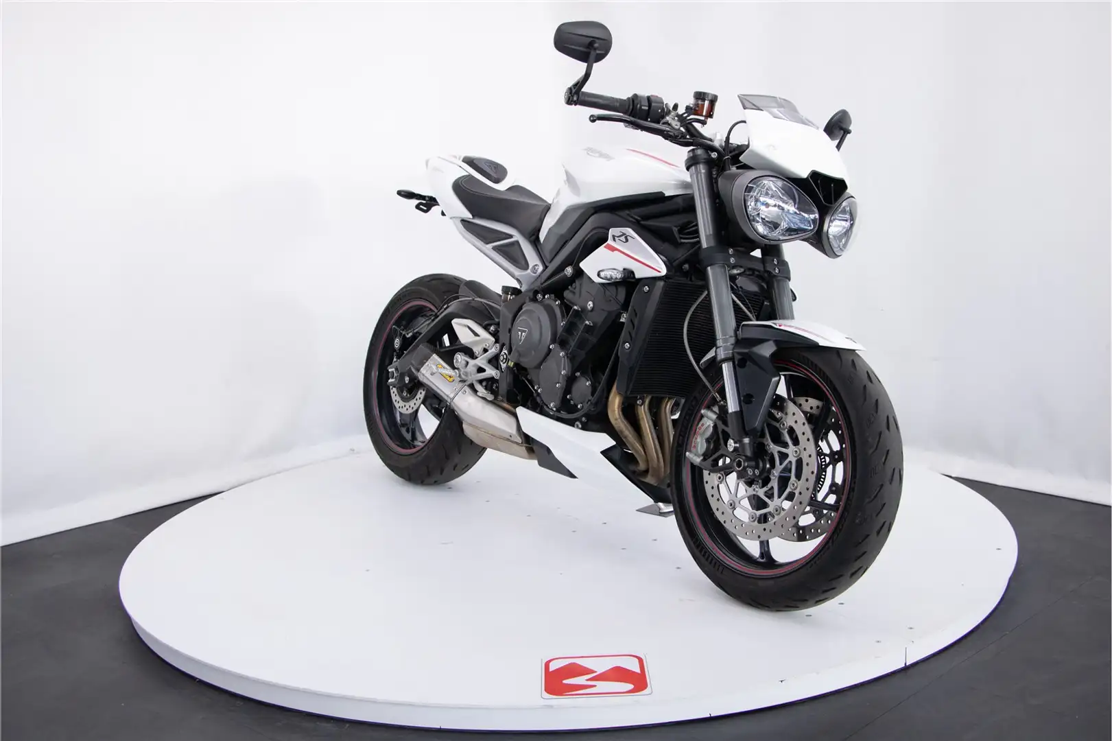 Triumph Street Triple RS - 1