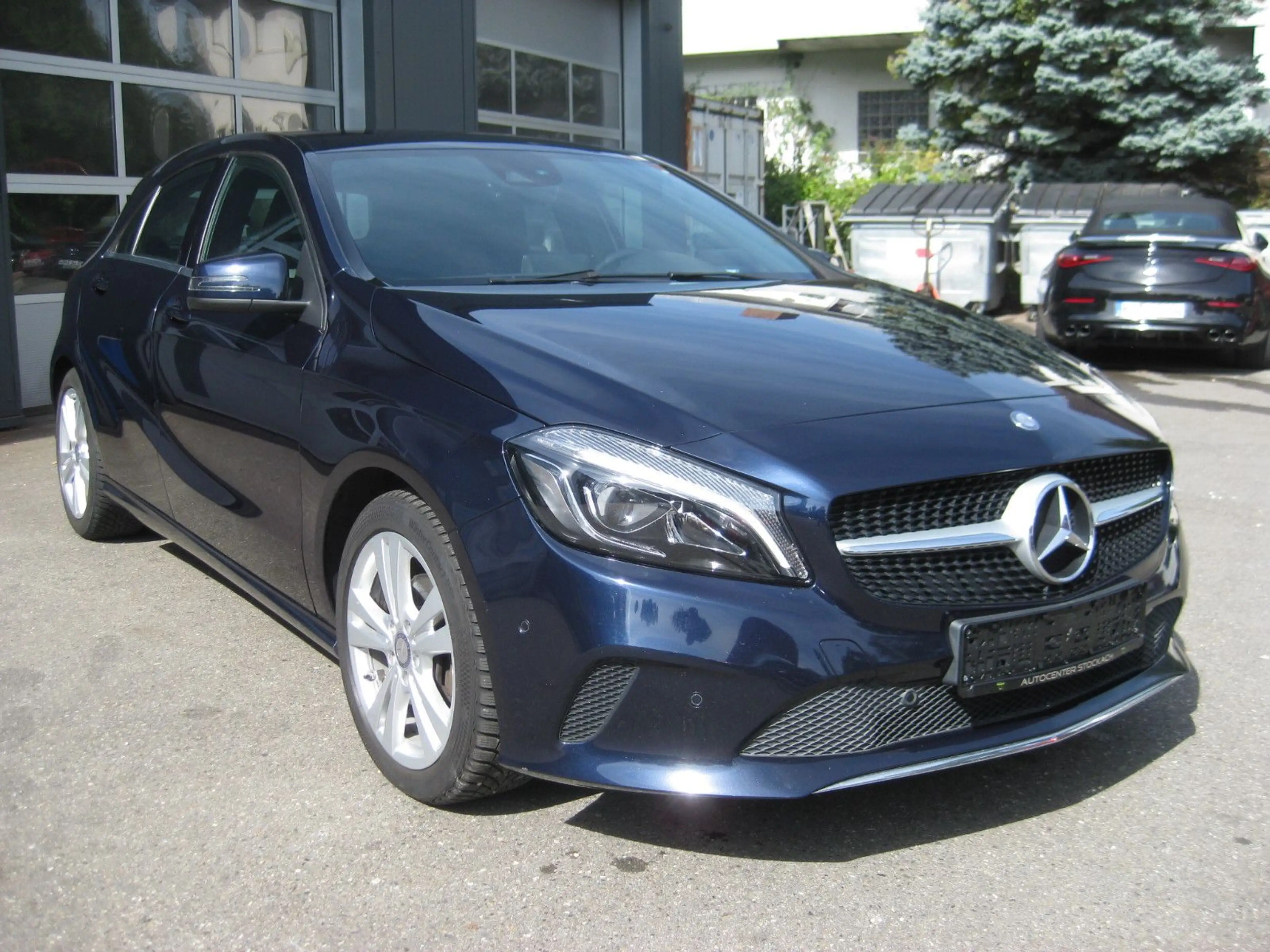 Mercedes-Benz A 200 Urban Line "TOP GEPFLEGT" — photo 3