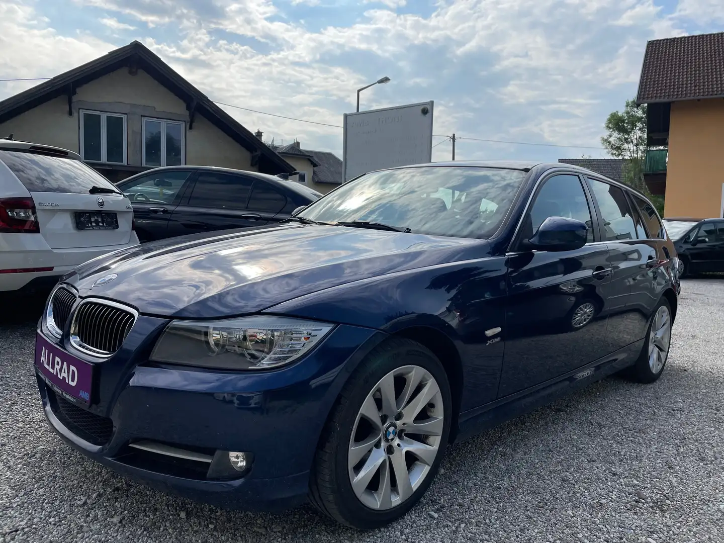 BMW 320 320d xDrive Touring, *Allrad, Leder,...* Bleu - 2