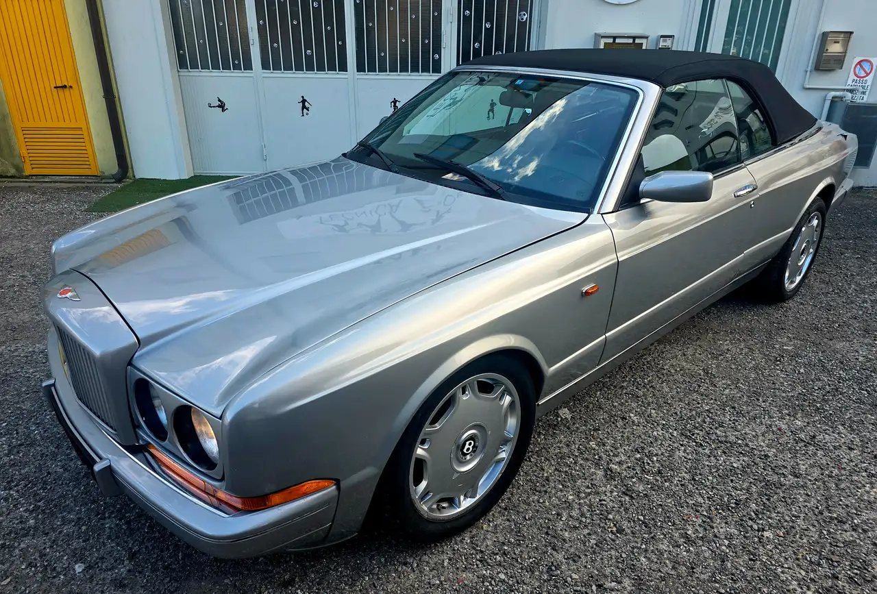 Bentley Azure 6.8, foto 3