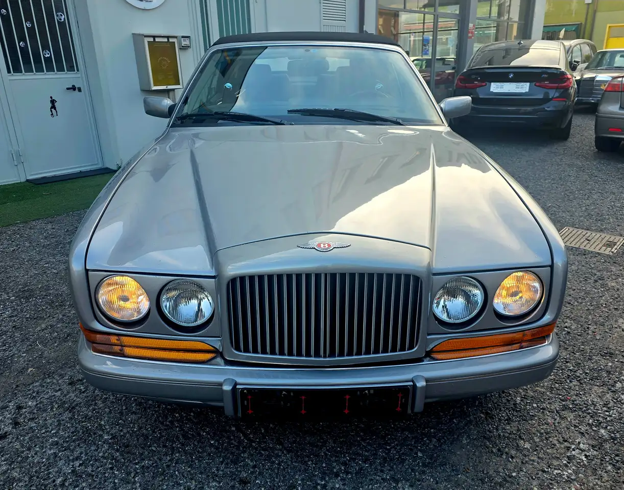 Bentley Azure 6.8, foto 2