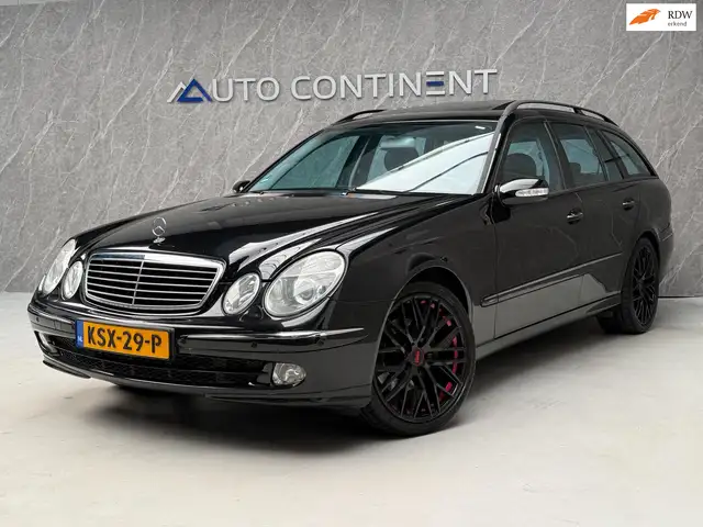 Mercedes-Benz E 320 Combi Avantgarde / Full Option / APK
