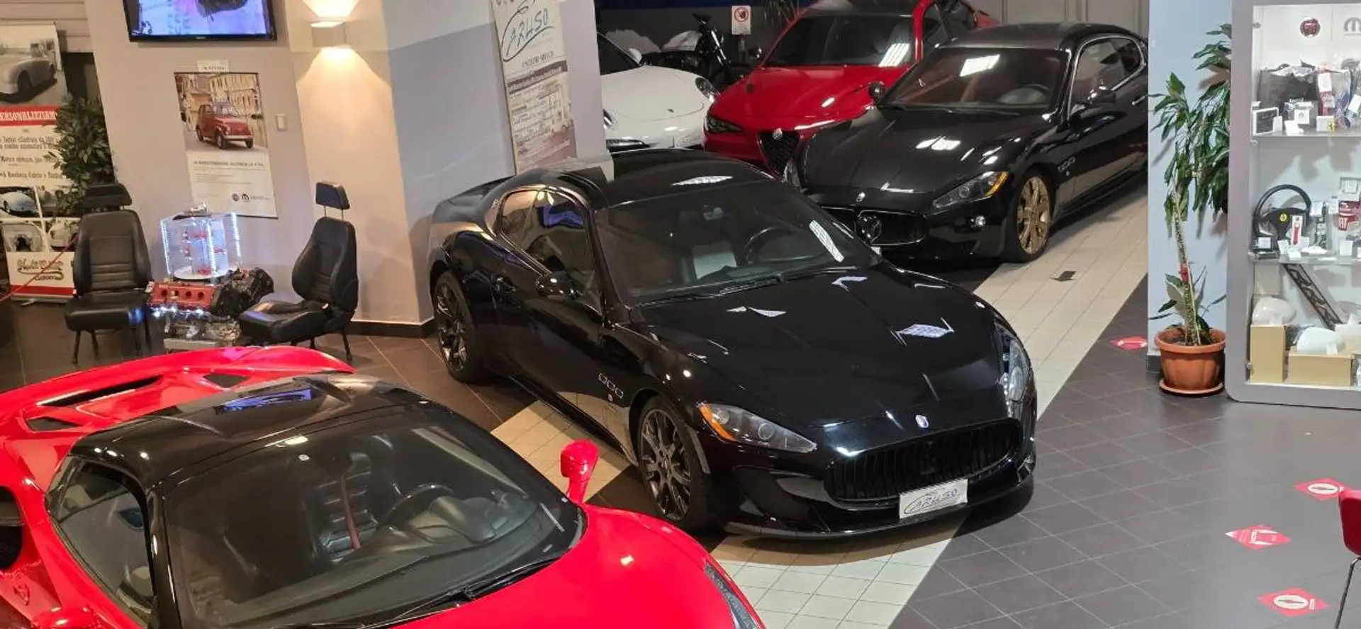 Maserati GranTurismo 4.7 V8 S MC-LINE **GAR 24 MESI MASERATI** Nero - 2
