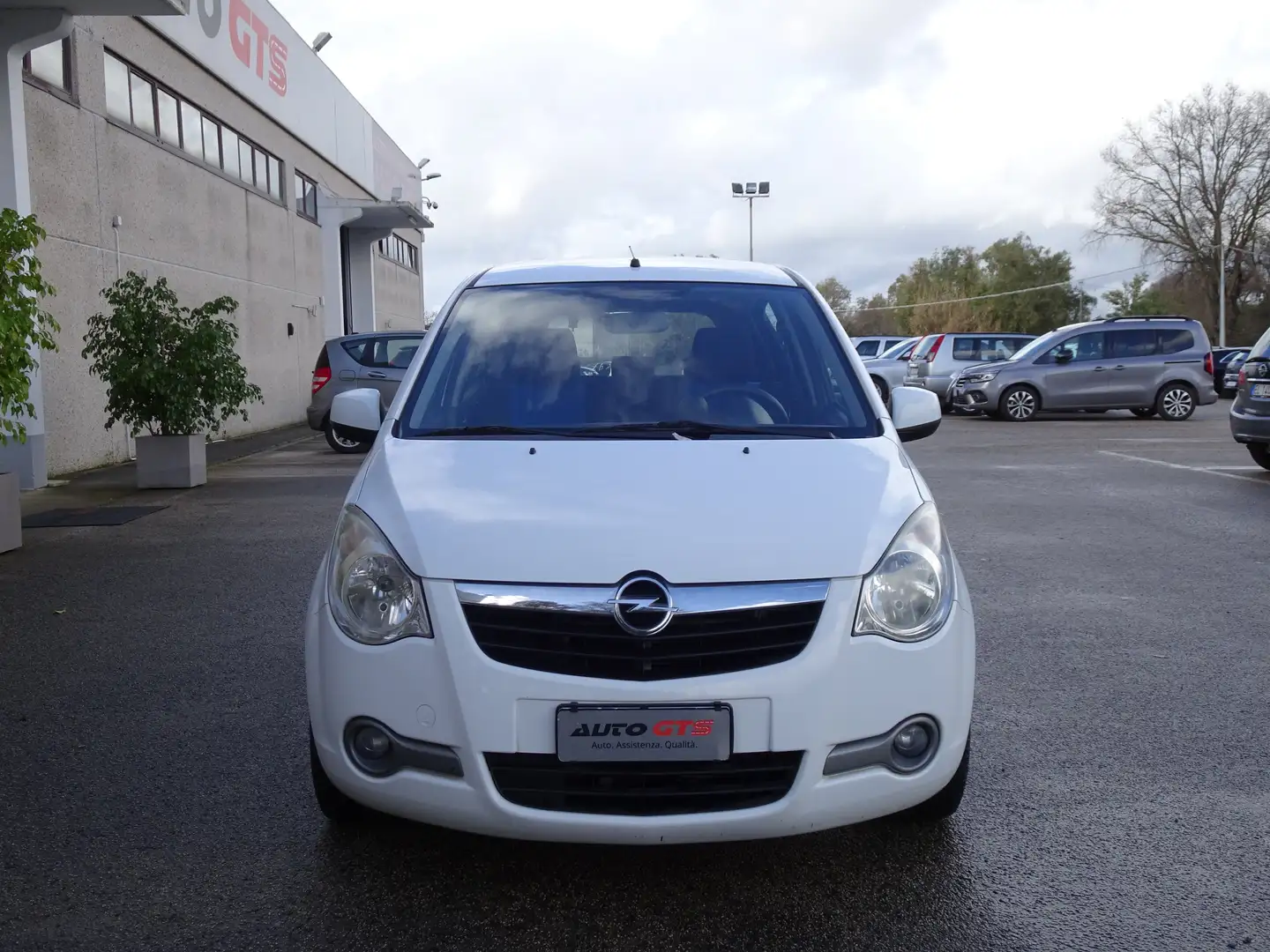Opel Agila Agila 1.2 16v Enjoy 86cv Weiß - 2