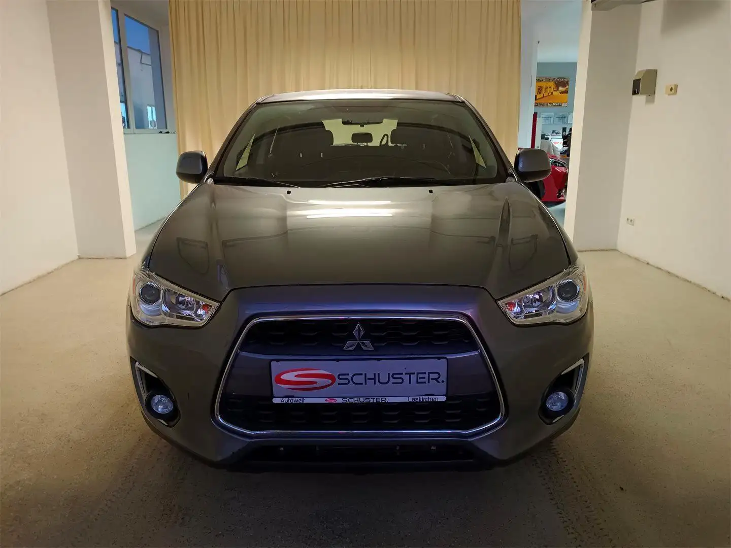 Mitsubishi ASX 1,8 DI-D LP Invite Gris - 2