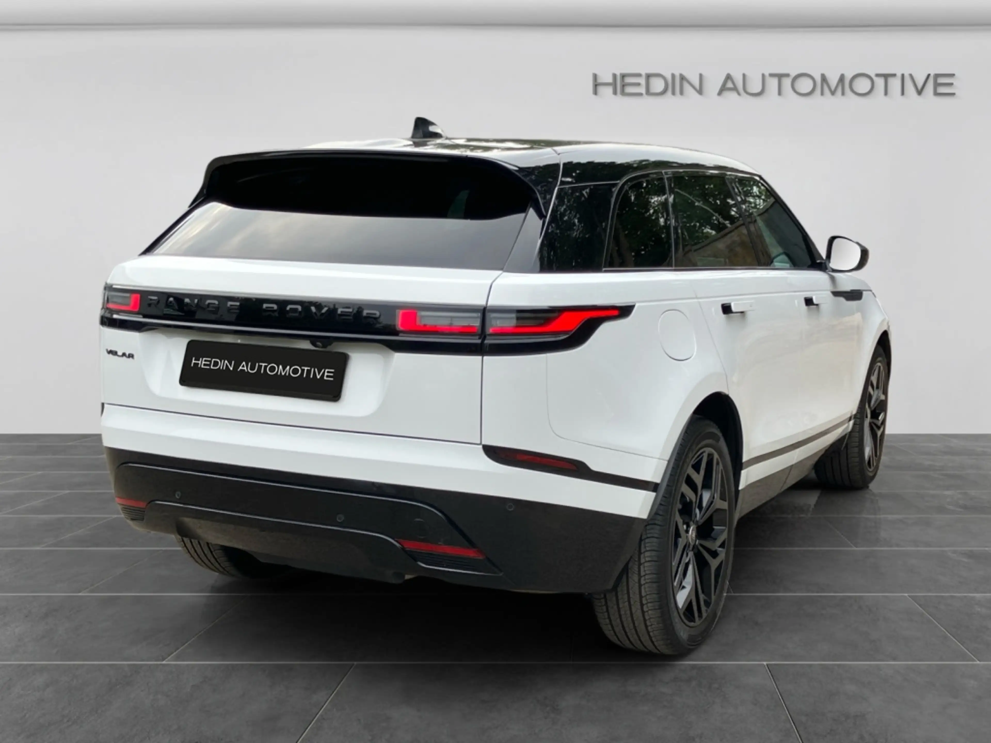 Land Rover Range Rover Velar P400 Dynamic HSE LED|PANO|ACC — photo 6