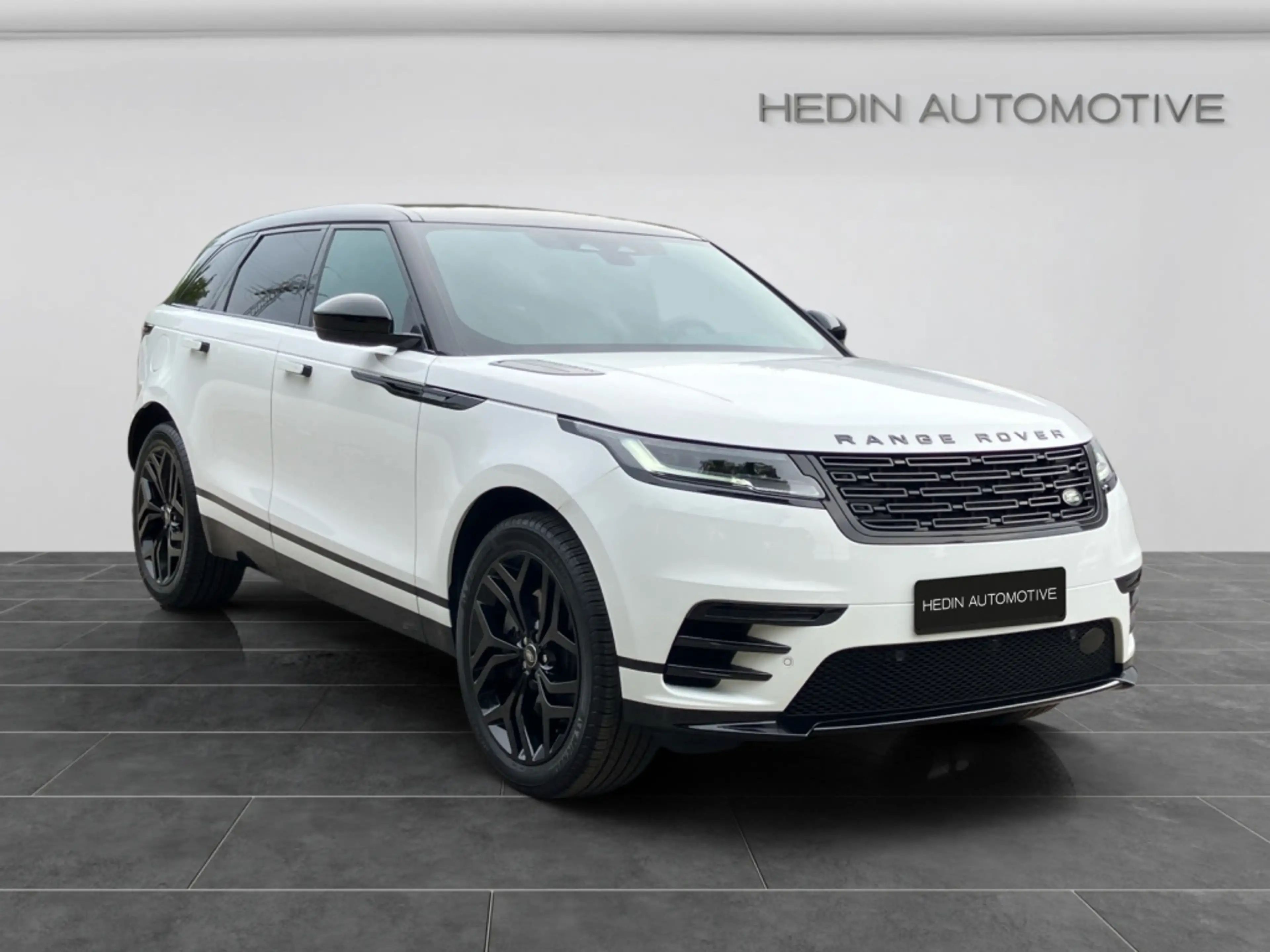 Land Rover Range Rover Velar P400 Dynamic HSE LED|PANO|ACC — photo 8