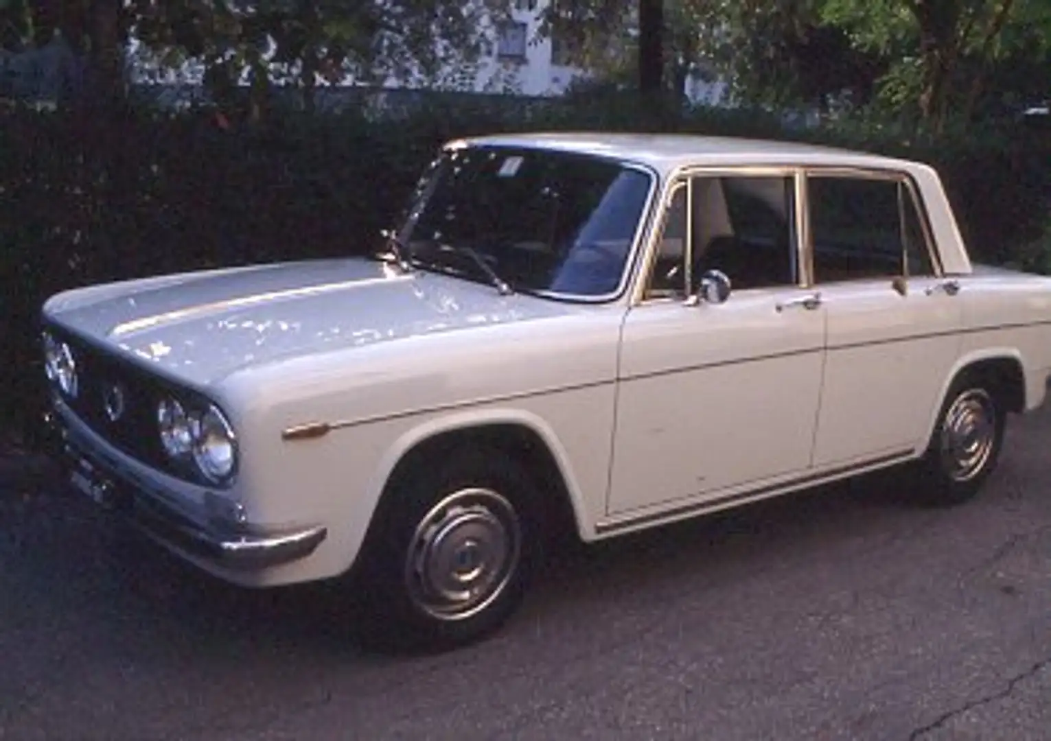 Lancia Sonstige Lancia Fulvia Berlina Weiß - 1