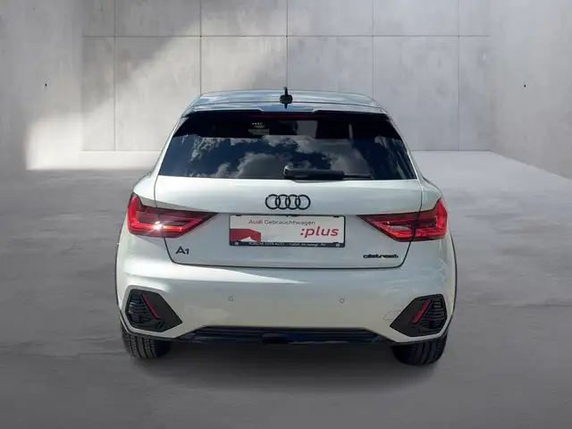 Audi A1 view 4