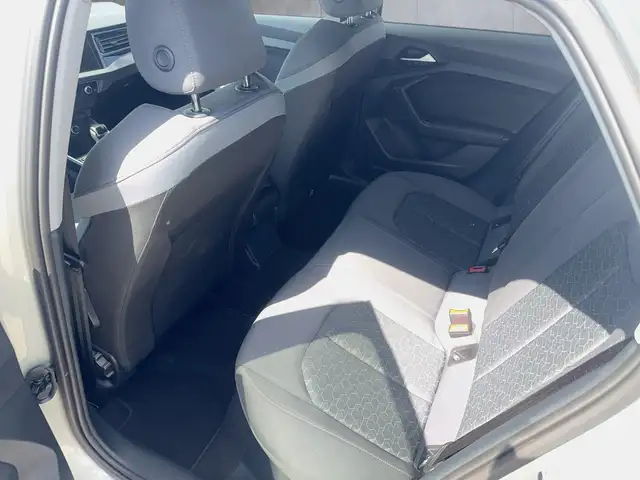 Audi A1 view 11