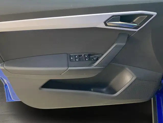 Seat Arona view 9
