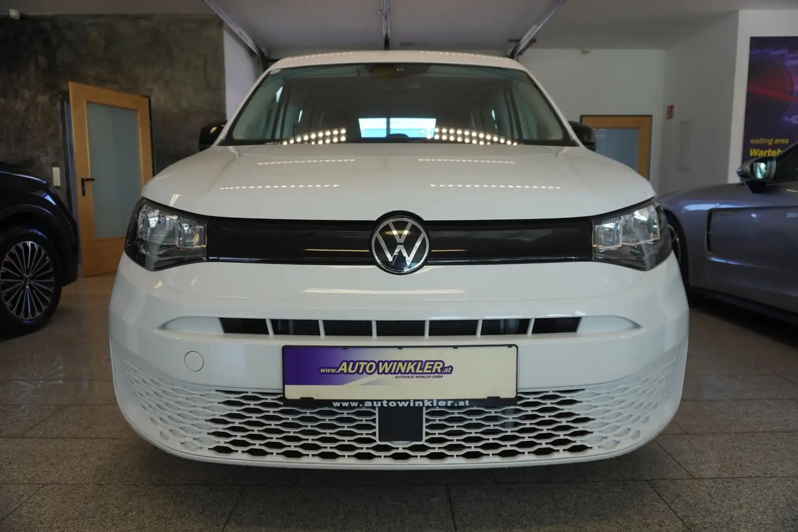 Volkswagen Caddy 2,0 TDI 4MOTION Weiß - 2