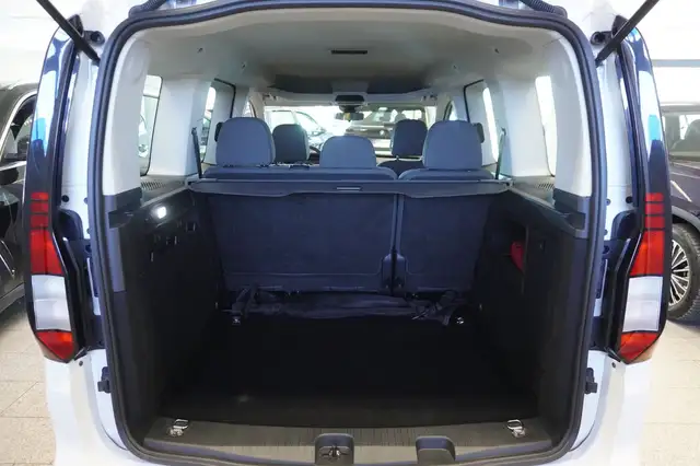 Volkswagen Caddy view 10