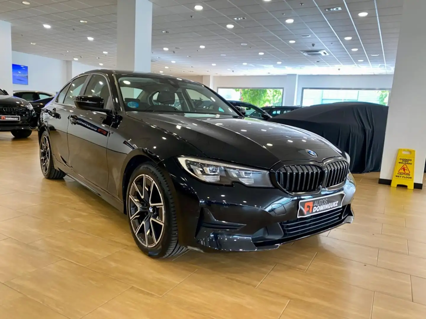 BMW 318 318dA Negro - 2