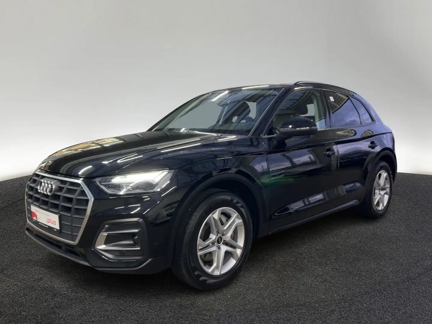 Audi Q5 35 TDI S tronic Pano AHK Kamera Navi Sitzhzg Schwarz - 2