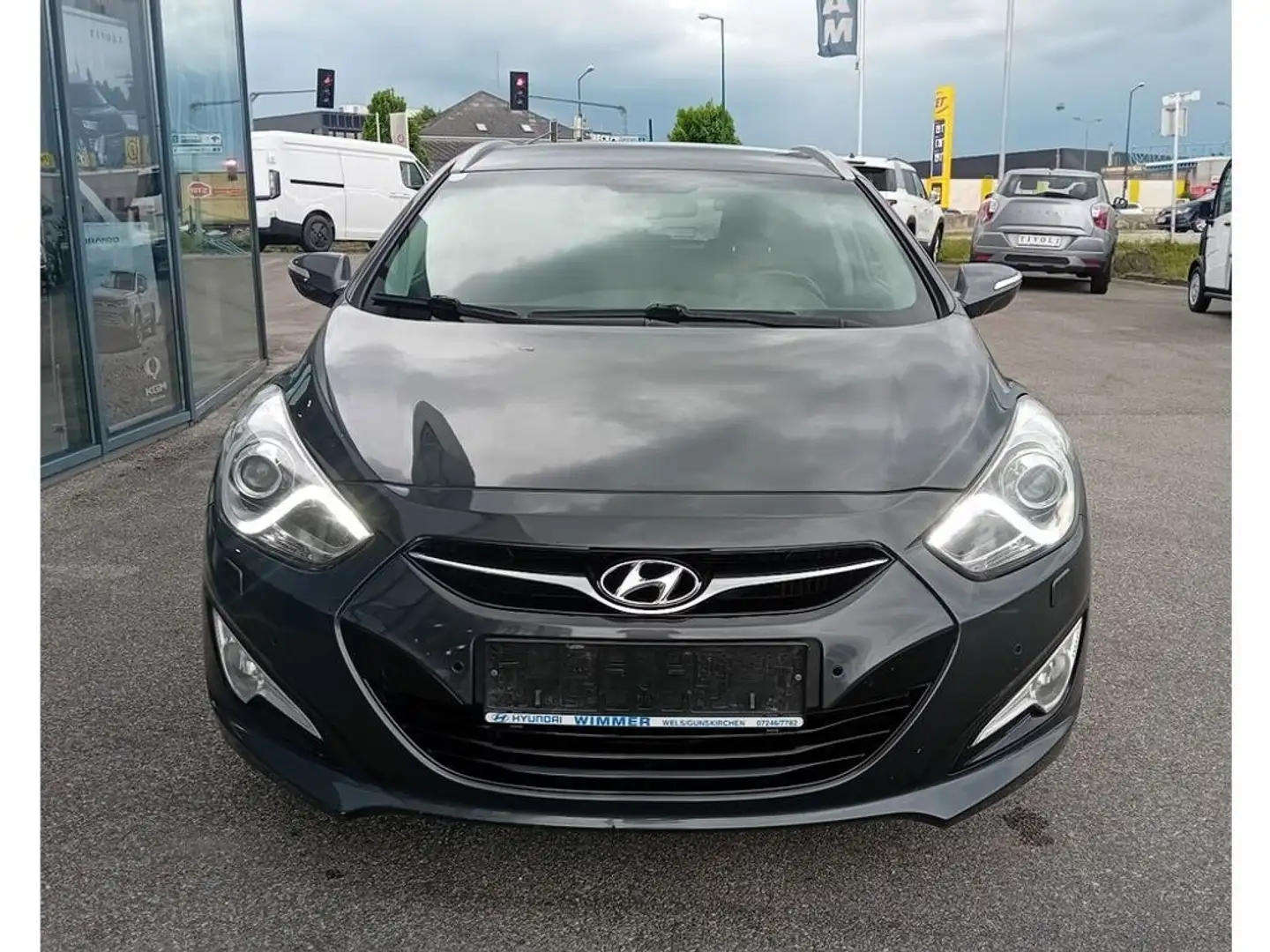Hyundai i40 Style 1,7 CRDi Automatik Grau - 2
