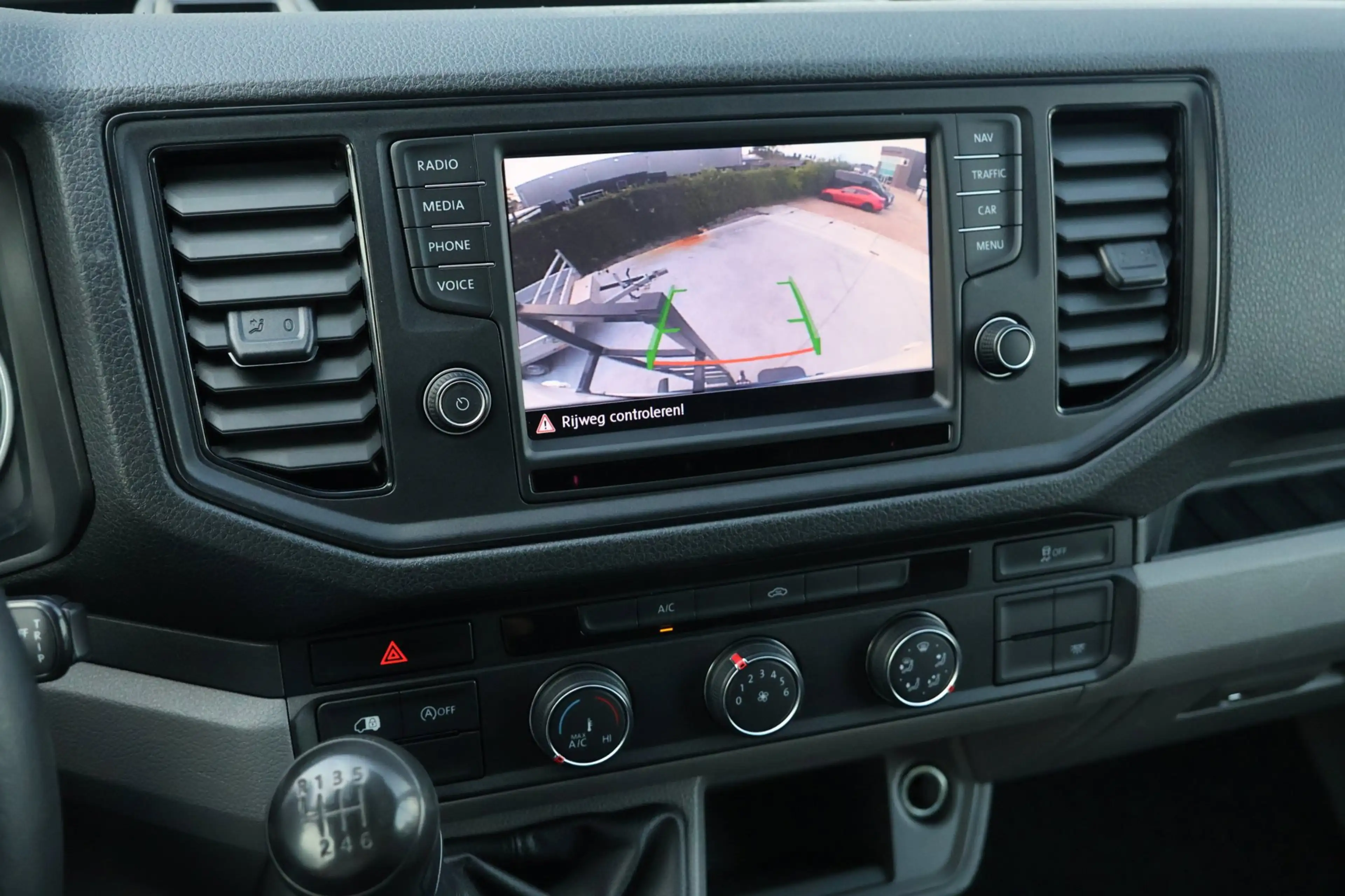 Volkswagen Crafter 35 2.0 TDI L4H3 Highline * TREKHAAK * L4 H3 * IMPE — photo 18