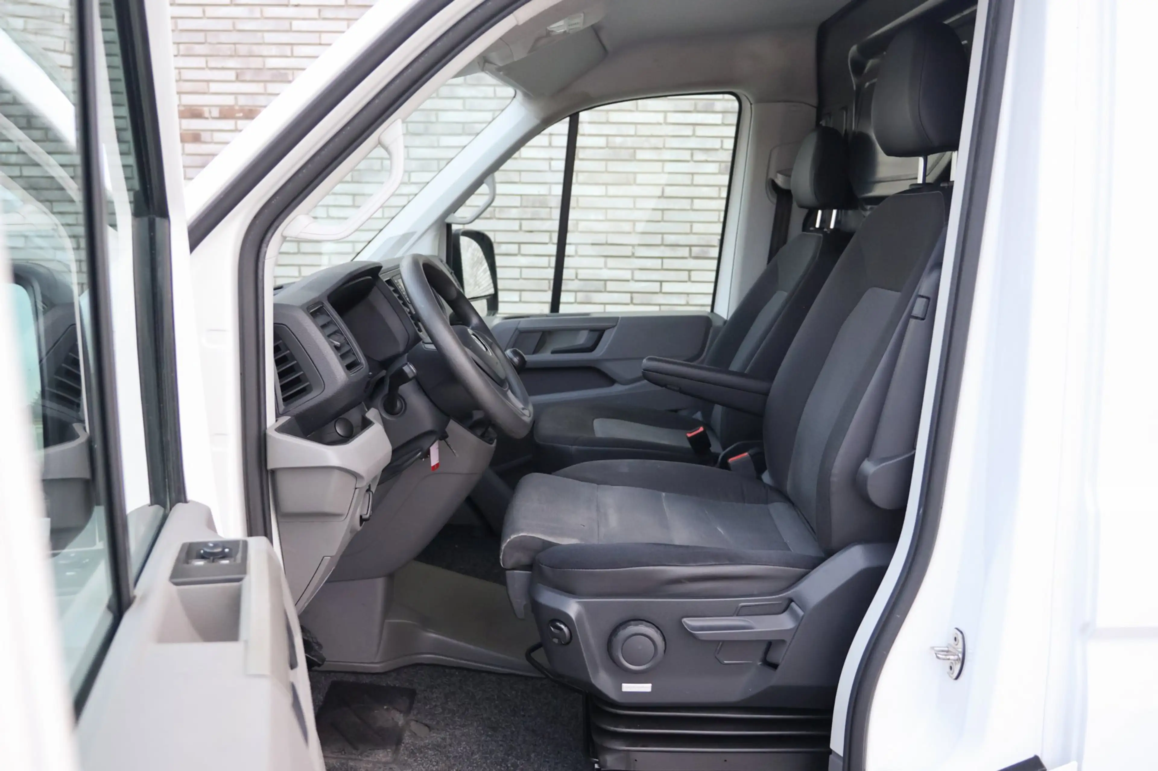 Volkswagen Crafter 35 2.0 TDI L4H3 Highline * TREKHAAK * L4 H3 * IMPE — photo 14