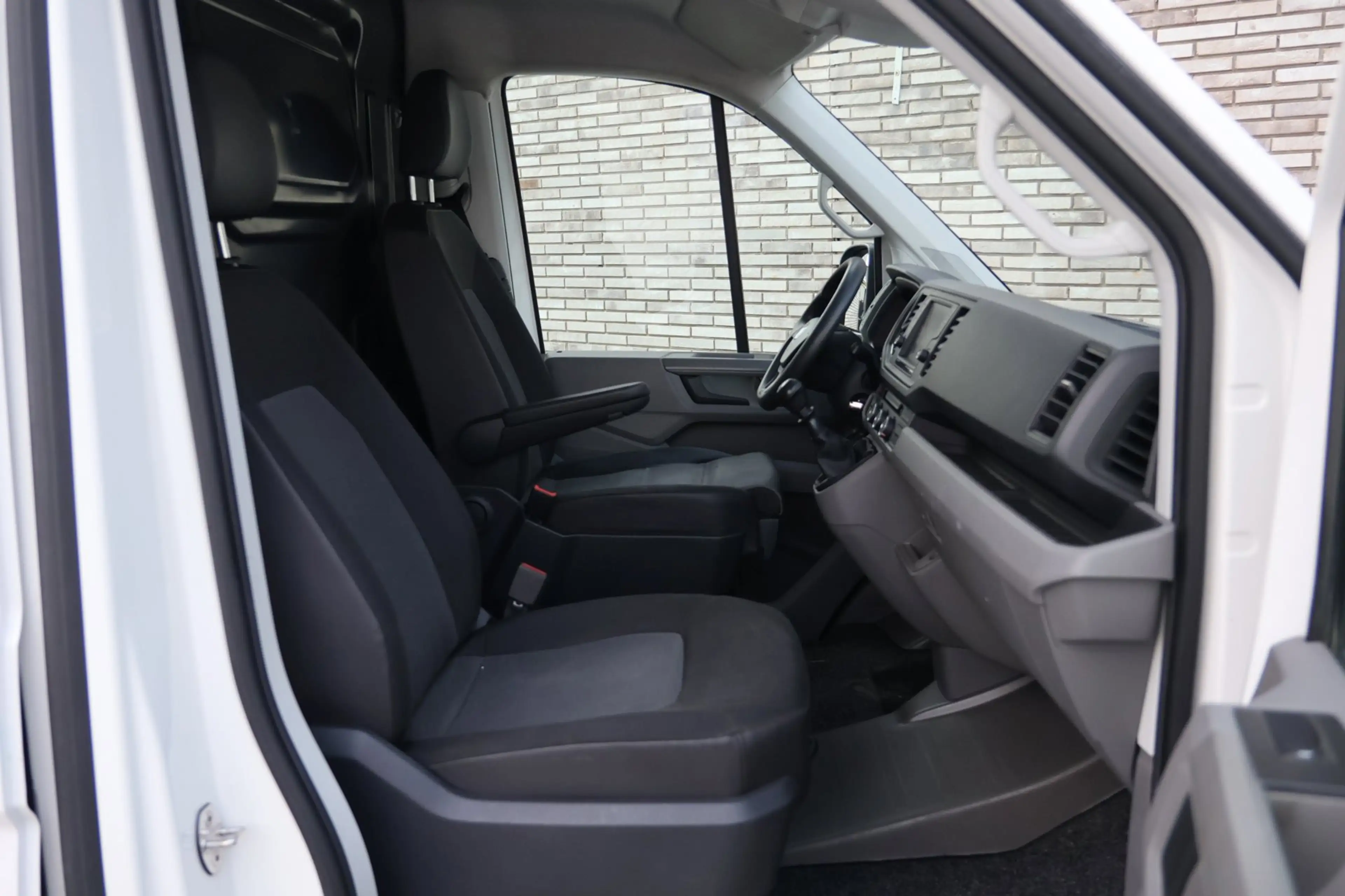 Volkswagen Crafter 35 2.0 TDI L4H3 Highline * TREKHAAK * L4 H3 * IMPE — photo 15