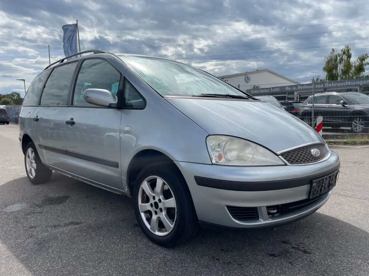 Ford Galaxy Viva 7- Sitzer Silber - 2