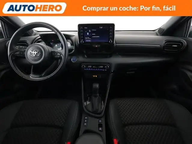 Toyota Yaris view 13
