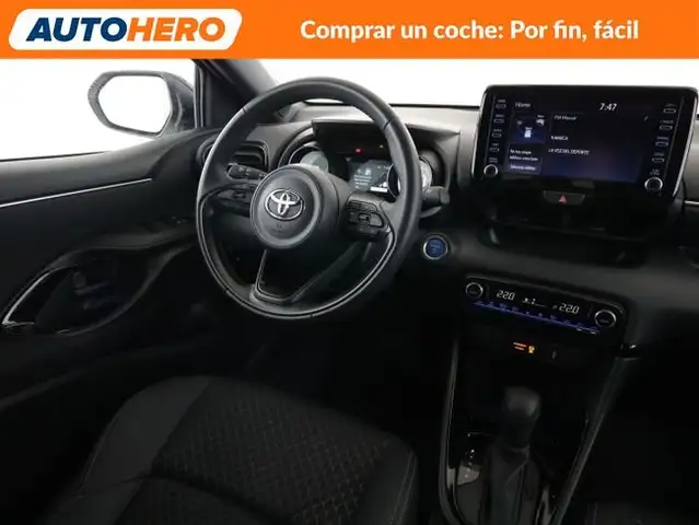 Toyota Yaris view 14