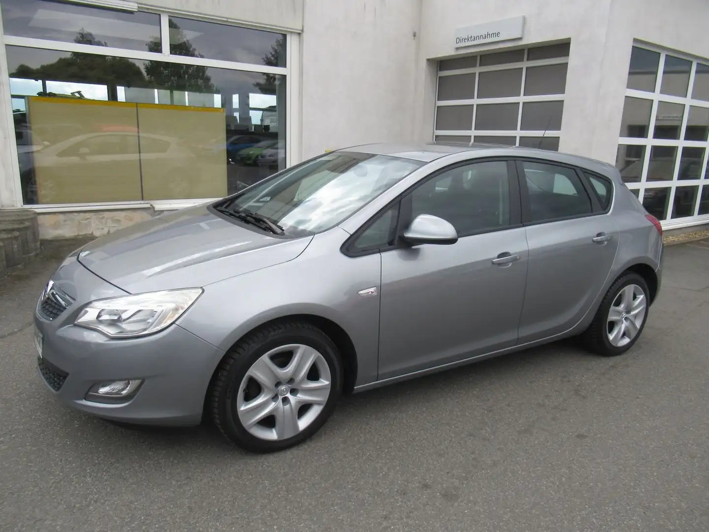 Opel Astra Astra J 1.6 Edition Gris - 1