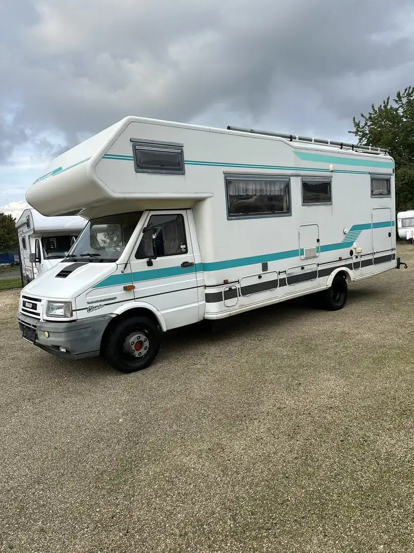Iveco Wohnmobil White - 2