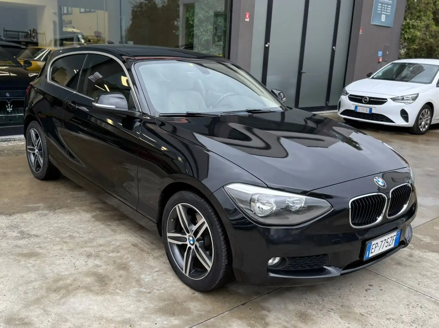BMW 125 125i 3Porte Automatica Nero - 1