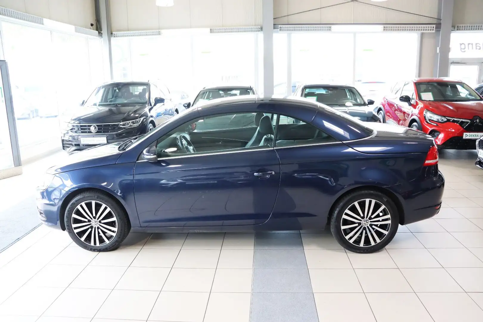 Volkswagen Eos 1,4 TSI   1 Hand/Leder/ Pano/Steuerkette neu Blau - 2