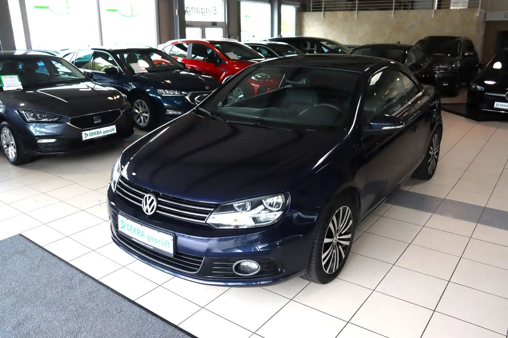 Volkswagen Eos 1,4 TSI   1 Hand/Leder/ Pano/Steuerkette neu Blau - 1