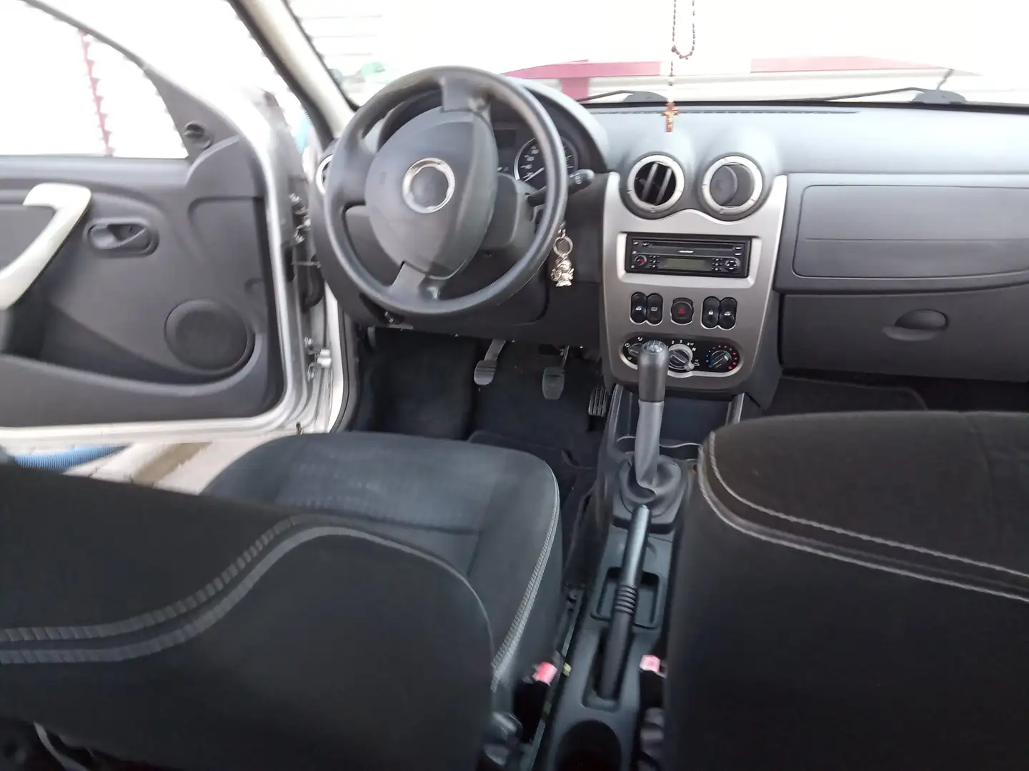 Dacia Sandero Sandero 1.6 MPI Stepway Grau - 2