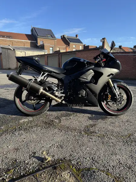 Yamaha YZF-R6 - foto 4