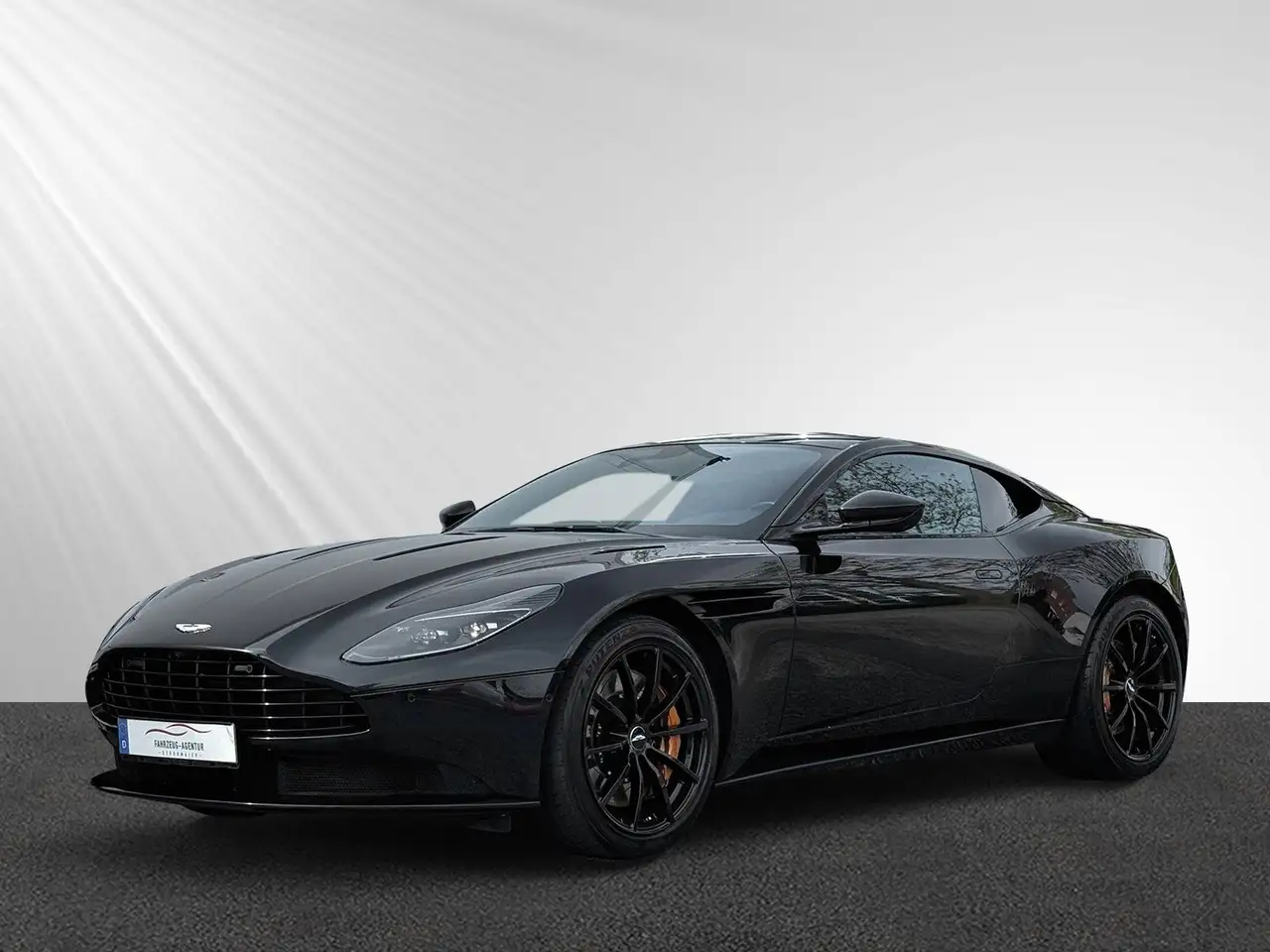 Aston Martin DB11
