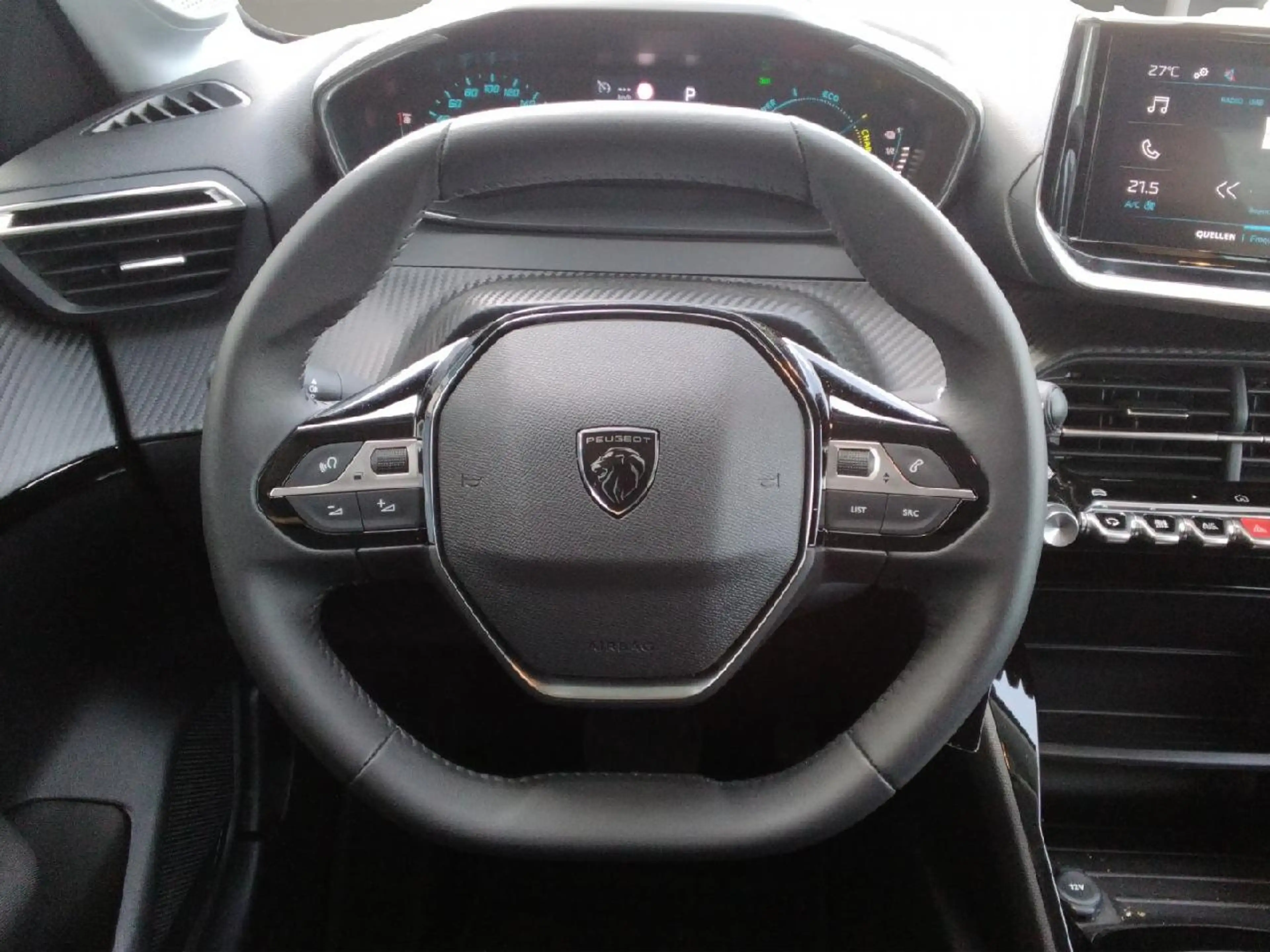 Peugeot e-208 e- Active — photo 10