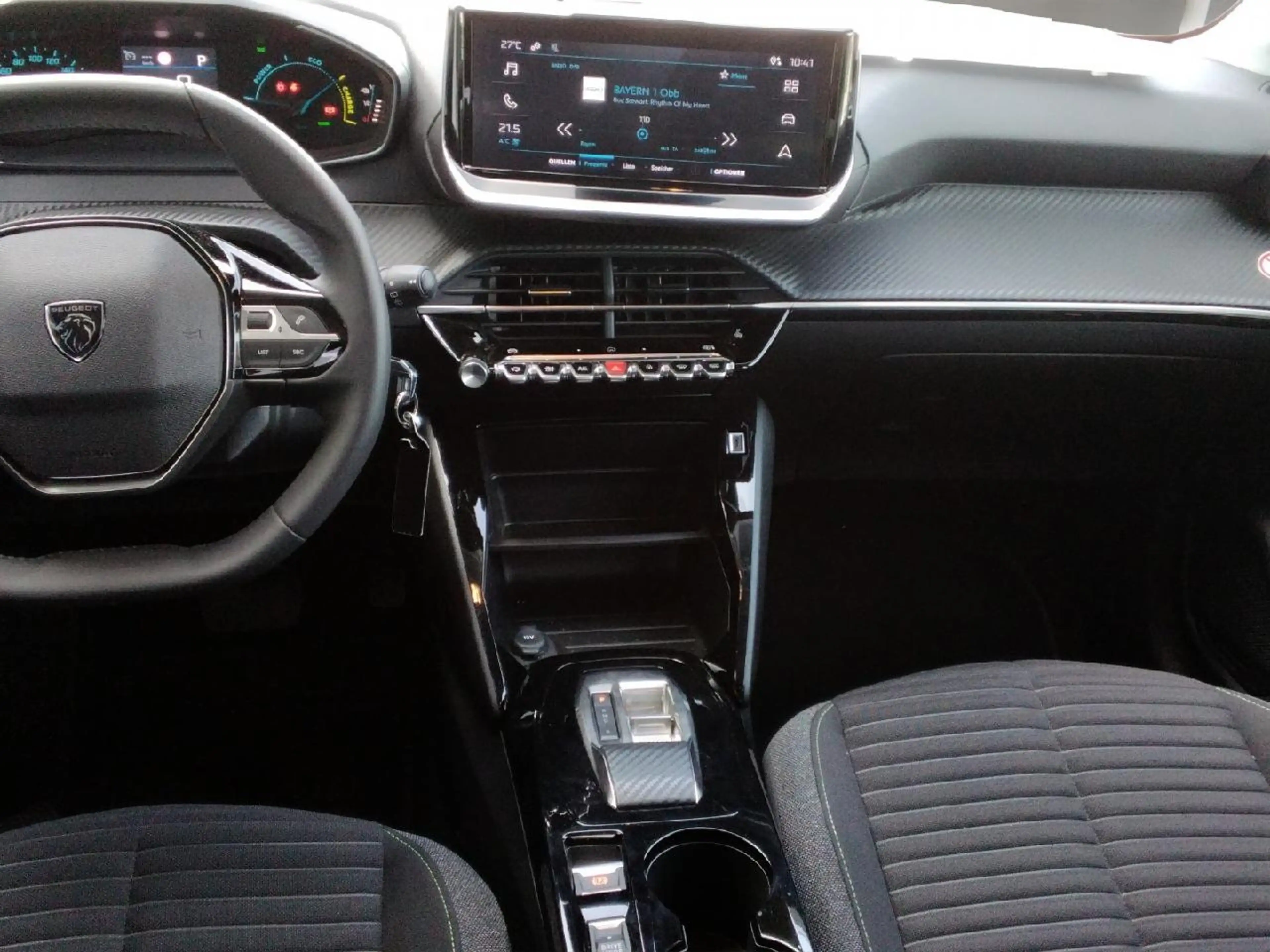 Peugeot e-208 e- Active — photo 15