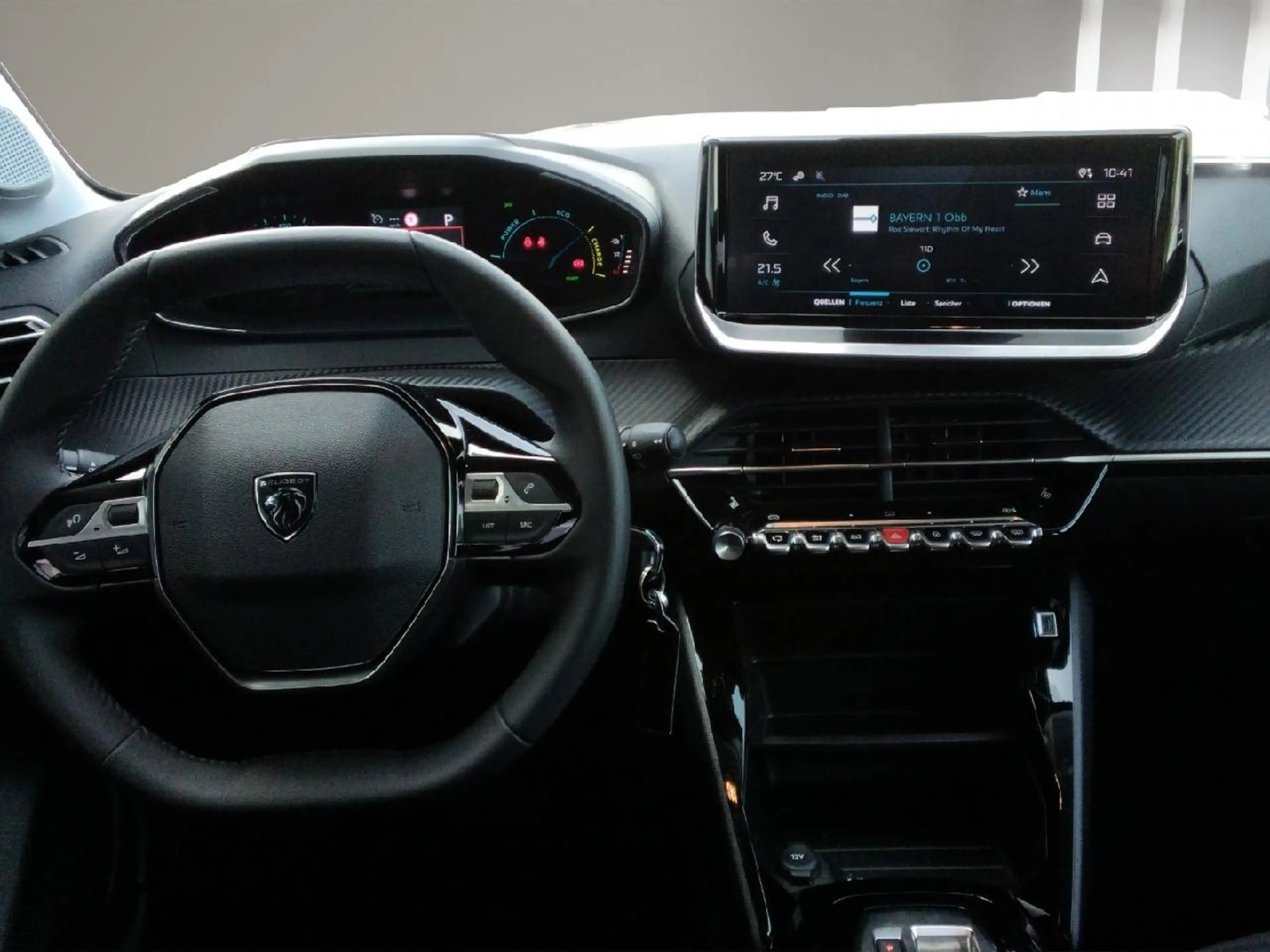 Peugeot e-208 e- Active — photo 14