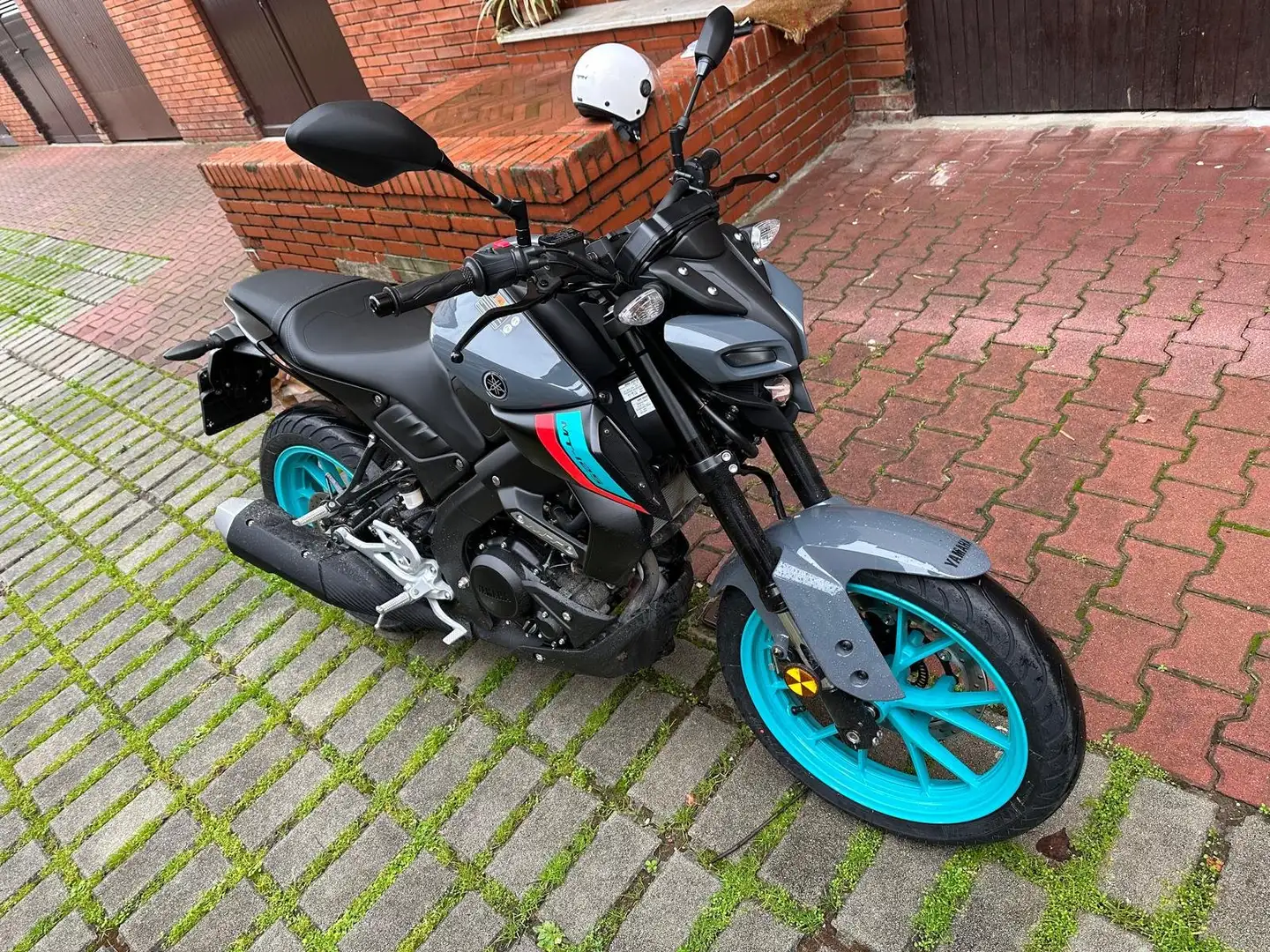 Yamaha MT-125 YAMAHA MT125-A  (12/2022) Gri - 2