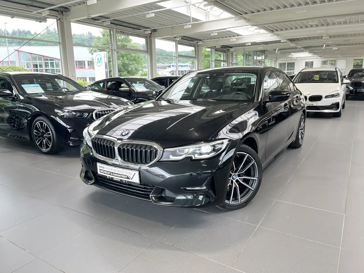 BMW 320 d Limousine AHK/Head-Up/DAB/LED//Klimaaut./PDC Zwart - 2