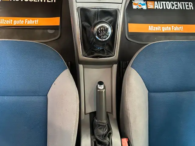 Opel Astra view 12