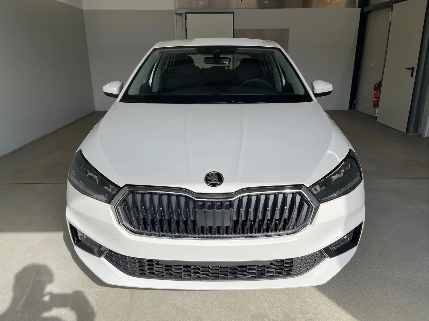 Skoda Fabia 115PS GV5+Sitzheiz+AppConnect+LED+Armlehne+Touc... Weiß - 2