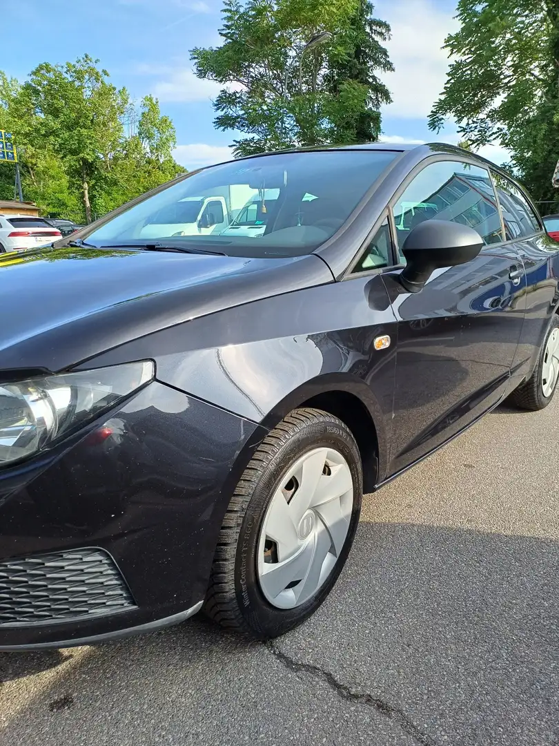 SEAT Ibiza SC 1.4 16V Reference - 2