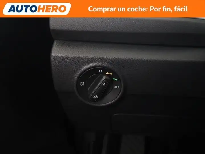 Volkswagen T-Roc 2022, foto 28