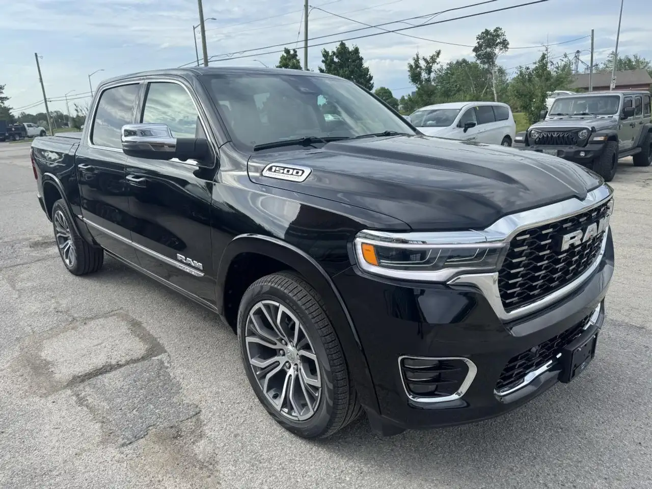 RAM 1500 снимка RAM 1500