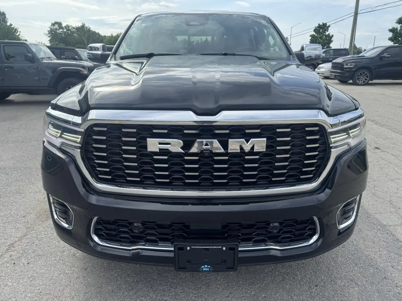 RAM 1500 снимка RAM 1500
