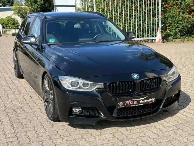 BMW 330 Touring xDrive M Paket Automatik HUD Navi