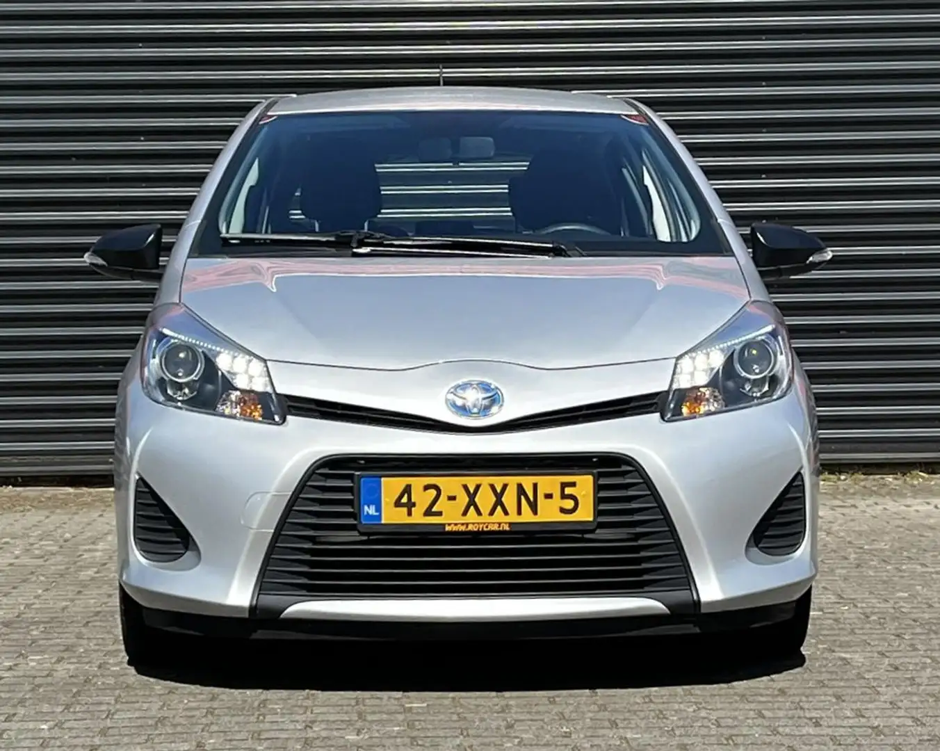 Toyota Yaris 1.5 Full Hybrid Comfort | Automaat | Airconditioni Grijs - 2