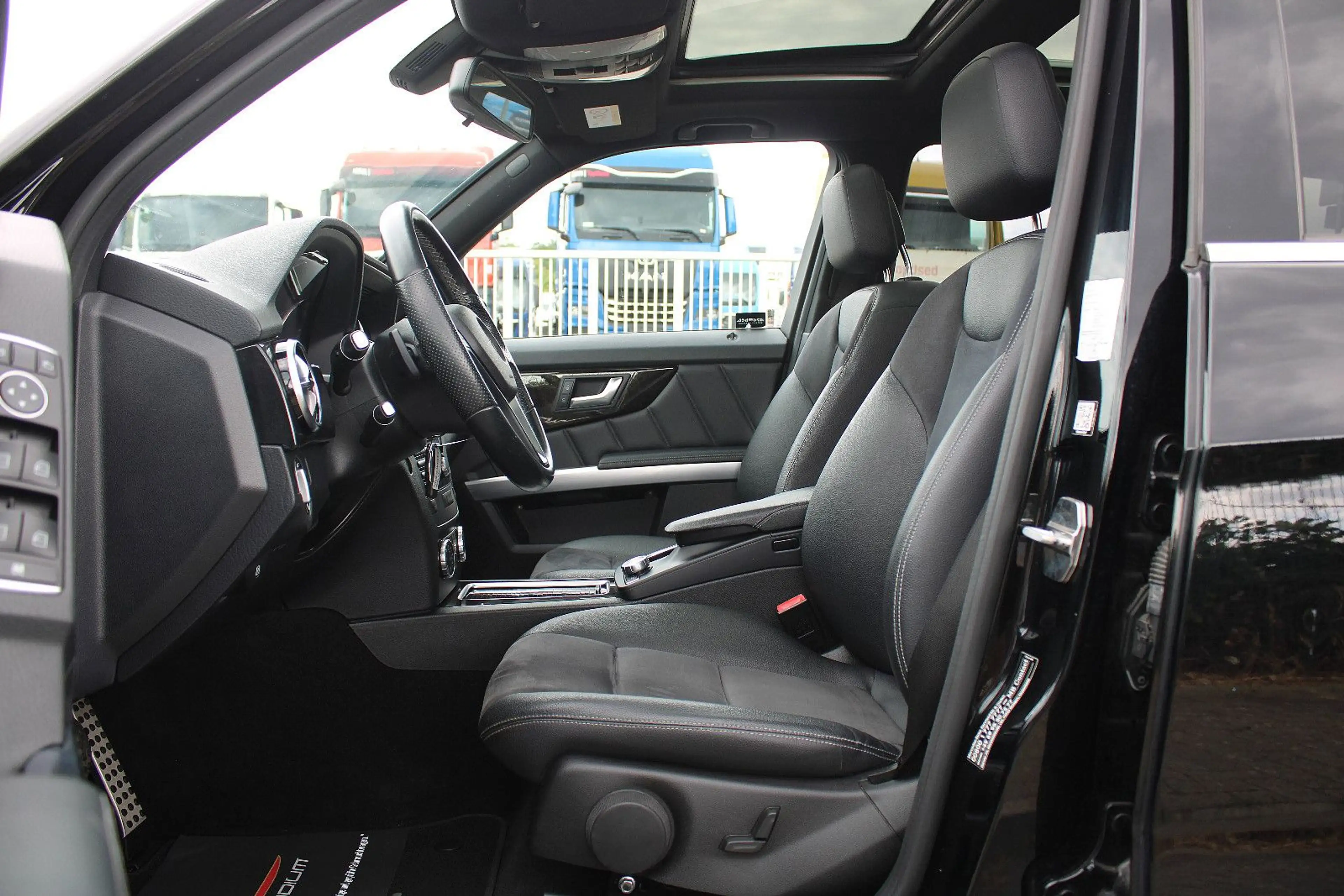Mercedes-Benz GLK 350 CDI 4M *Sportpaket/Pano/AHK!/Leder/20'!* — photo 9