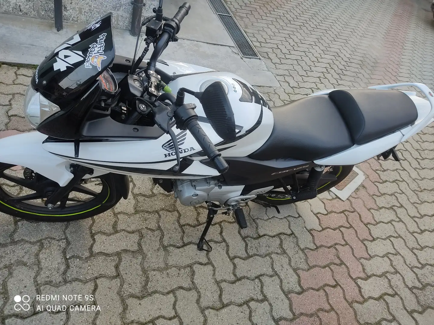 Honda CBF 125 Bianco - 1